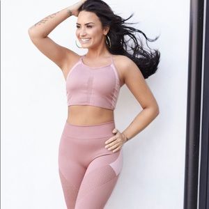 Demi Lovato for Fabletics Set